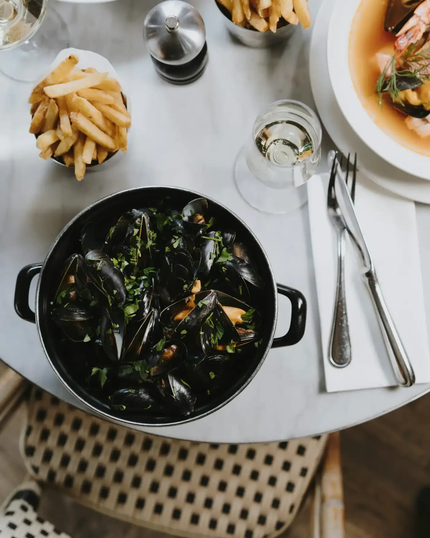 Moules marinières en cocotte