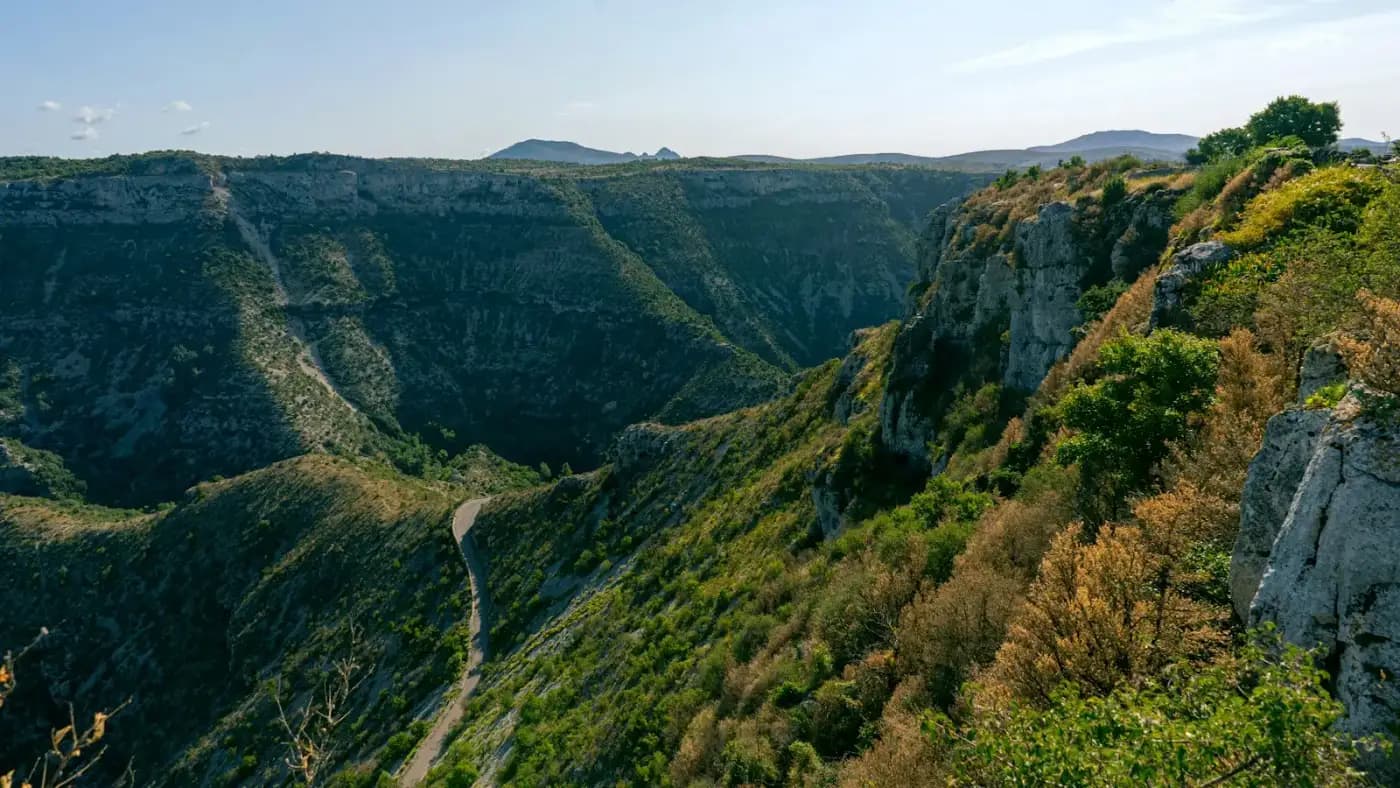 Les gorges et les crêtes des Cévennes