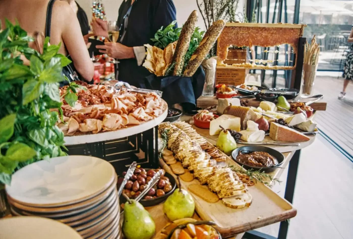 Des plats préparés par le traiteur